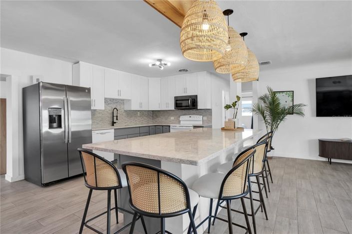 Image No.5-3 Bed Property for sale