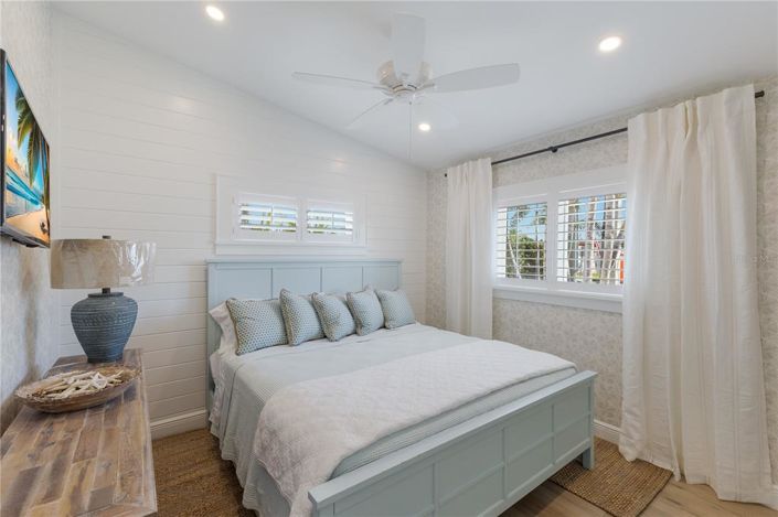 Image No.16-3 Bed Property for sale