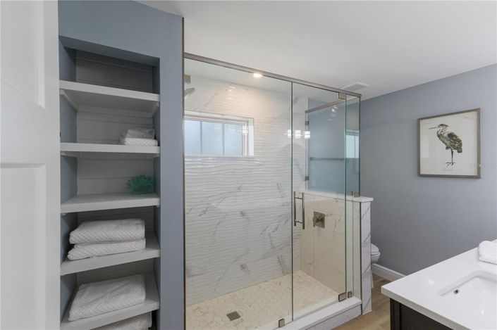 Image No.19-3 Bed Property for sale