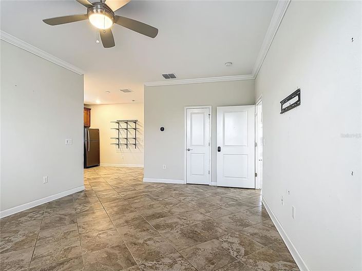 Image No.23-6 Bed Property for sale