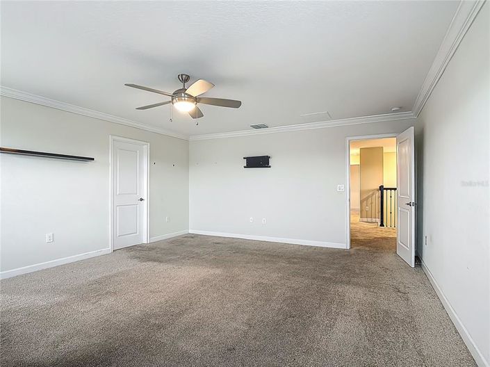 Image No.41-6 Bed Property for sale