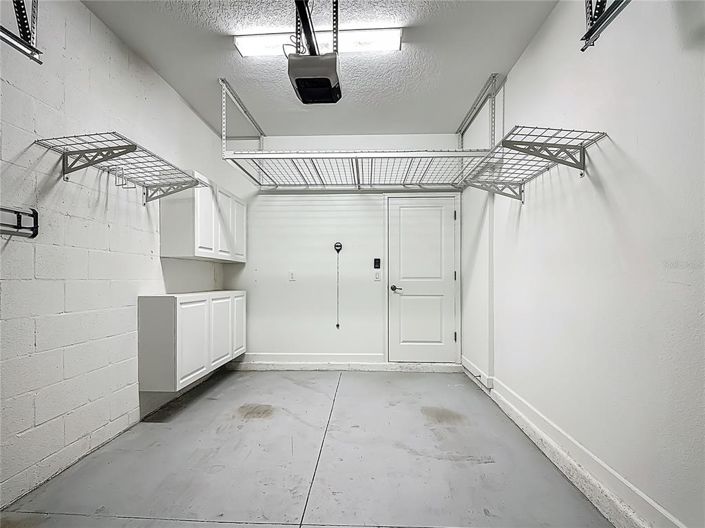 Image No.65-6 Bed Property for sale