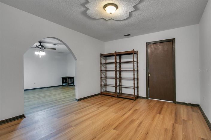 Image No.10-Propriété de 4 chambres à vendre à Windermere