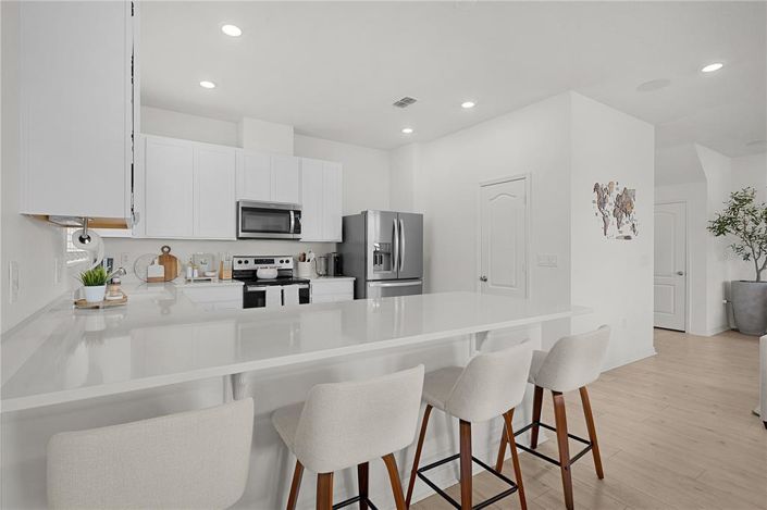 Image No.14-3 Bed Property for sale