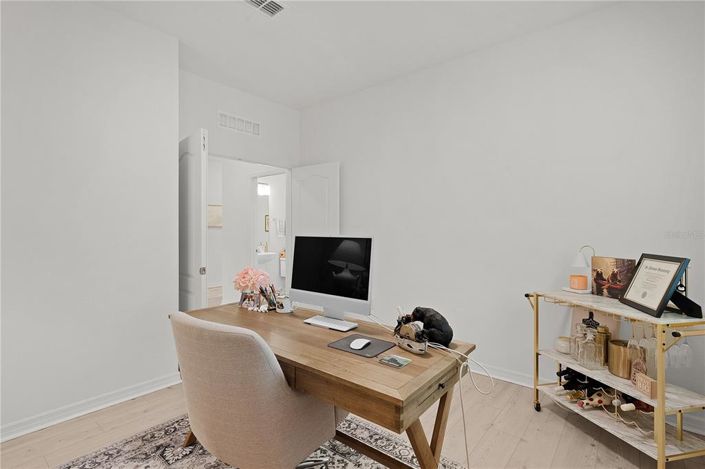 Image No.34-3 Bed Property for sale