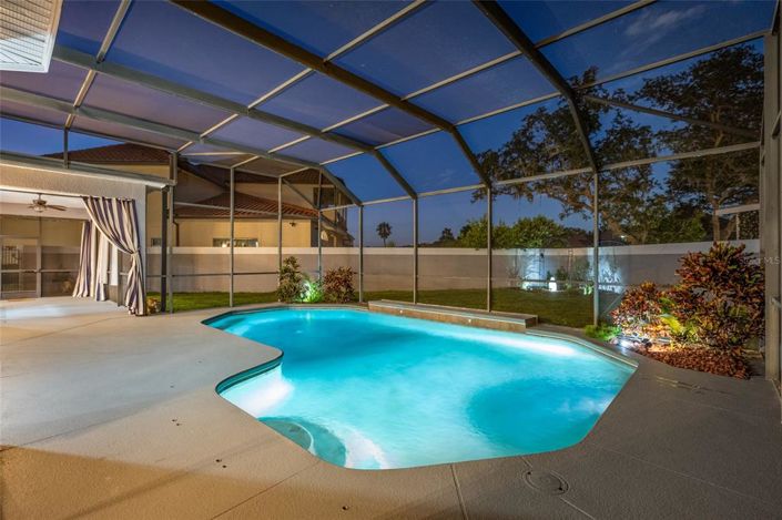 Image No.35-5 Bed Property for sale