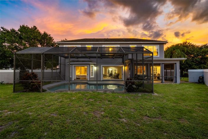 Image No.43-5 Bed Property for sale