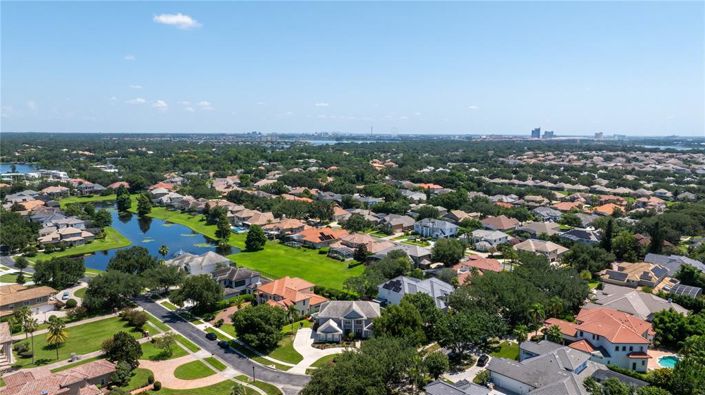 Image No.49-5 Bed Property for sale