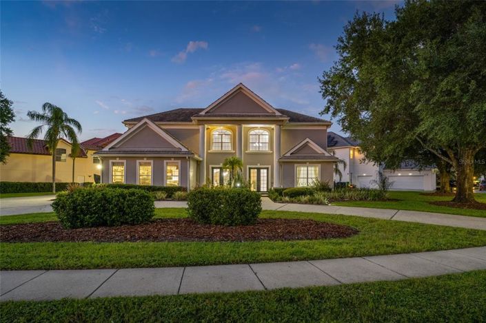 Image No.52-5 Bed Property for sale