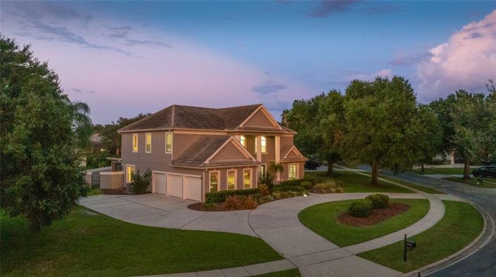 Image No.54-5 Bed Property for sale