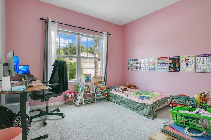 Image No.16-3 Bed Property for sale