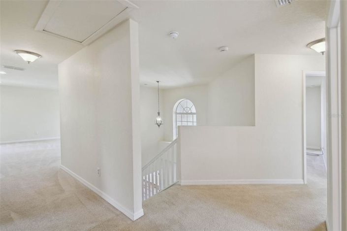 Image No.17-5 Bed Property for sale