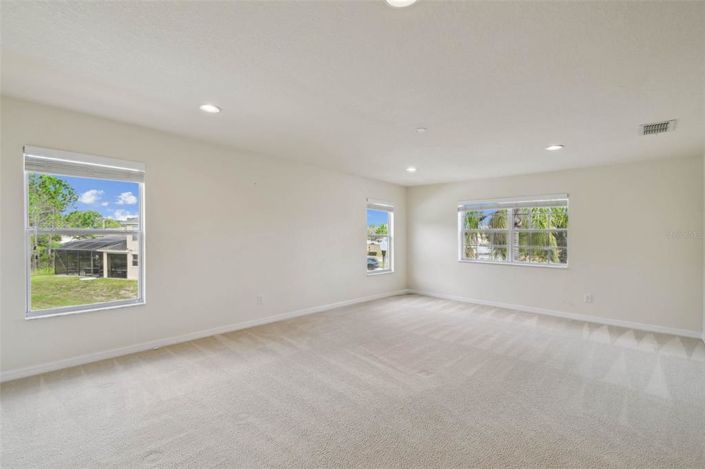 Image No.27-5 Bed Property for sale