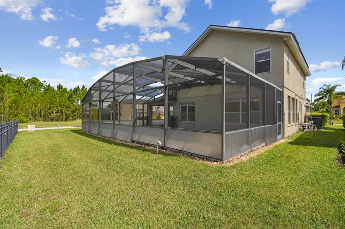 Image No.32-5 Bed Property for sale