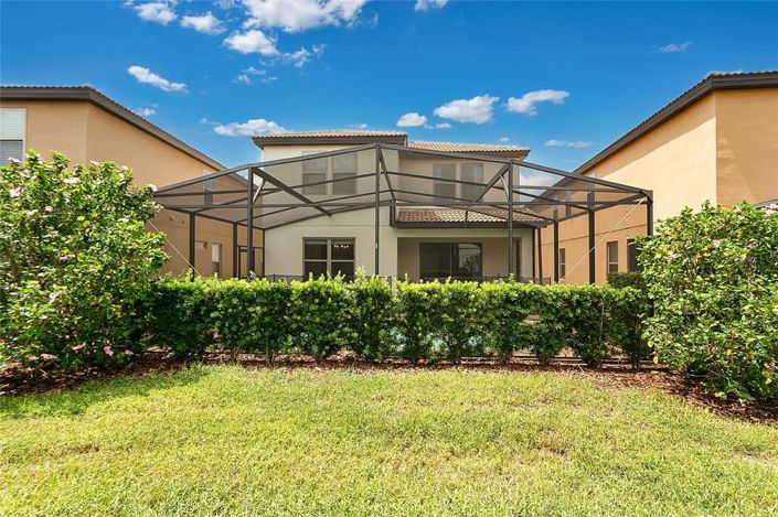 Image No.32-5 Bed Property for sale