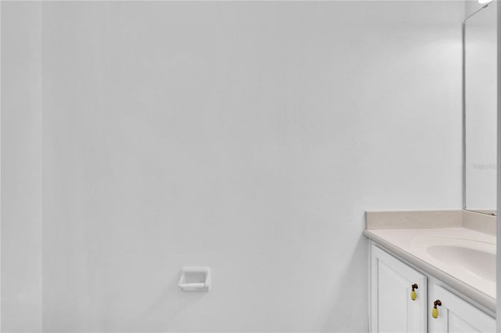 Image No.26-5 Bed Property for sale