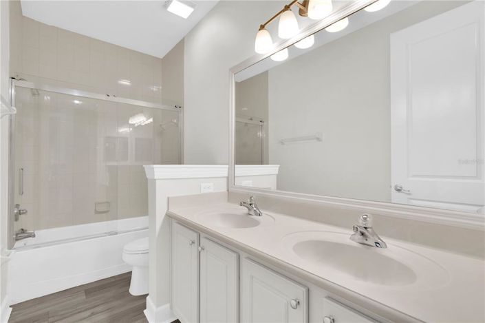 Image No.35-5 Bed Property for sale