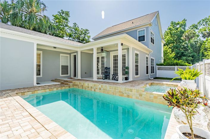 Image No.54-5 Bed Property for sale