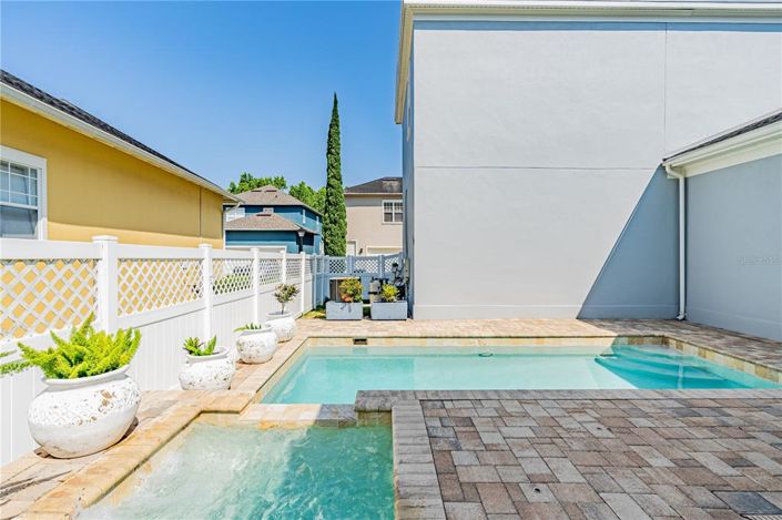 Image No.57-5 Bed Property for sale