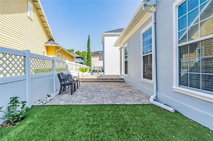 Image No.61-5 Bed Property for sale