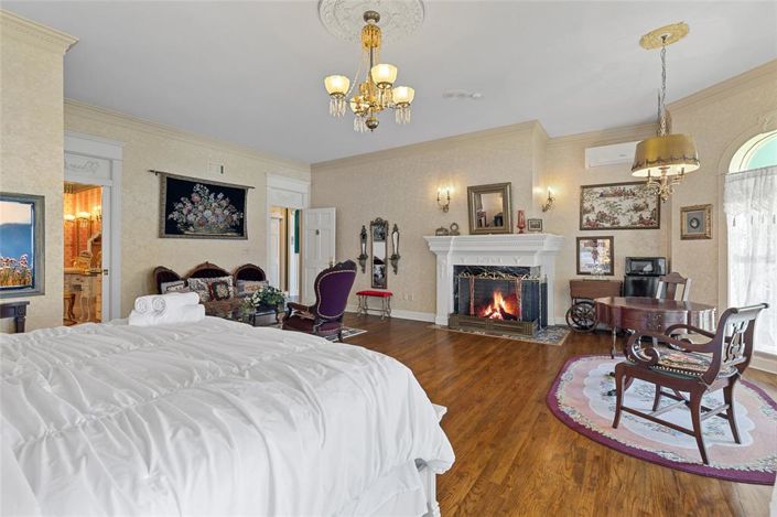 Image No.31-5 Bed Property for sale