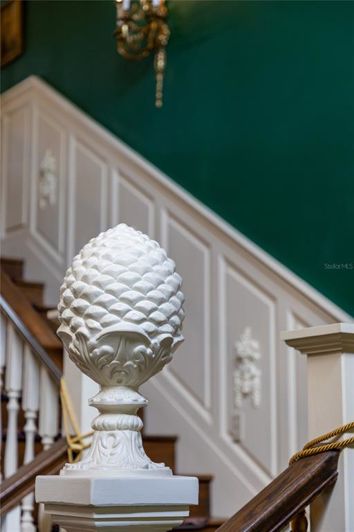 Image No.69-5 Bed Property for sale