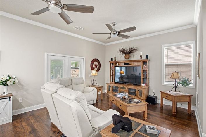 Image No.12-4 Bed Property for sale