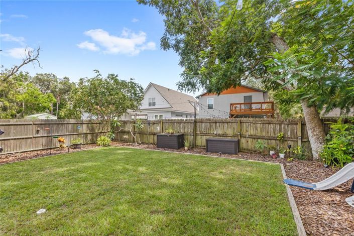 Image No.30-4 Bed Property for sale