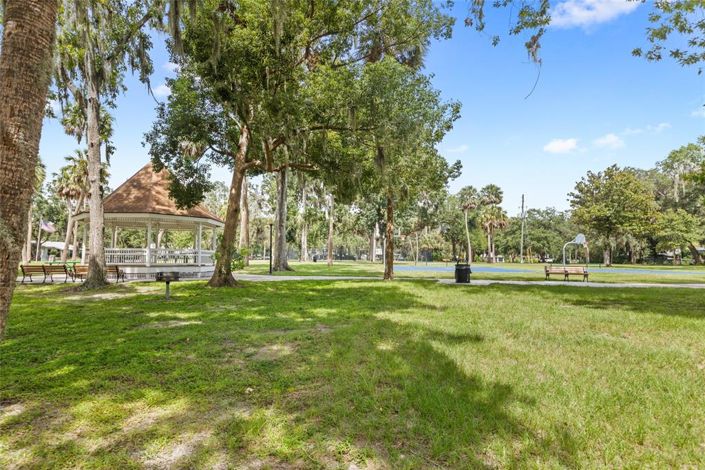 Image No.45-4 Bed Property for sale