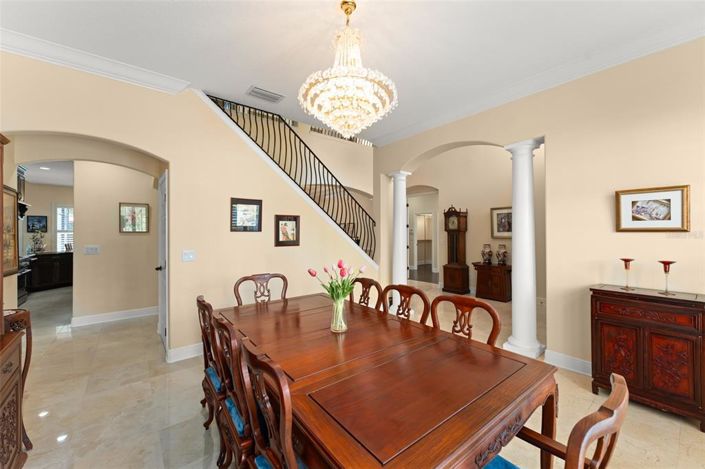 Image No.20-7 Bed Property for sale