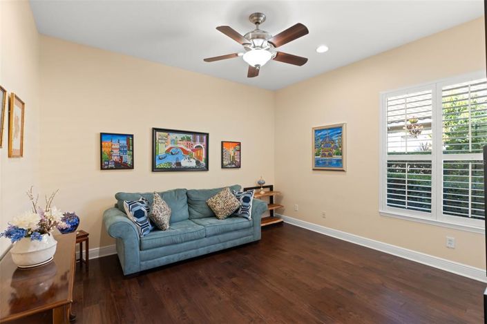 Image No.22-7 Bed Property for sale