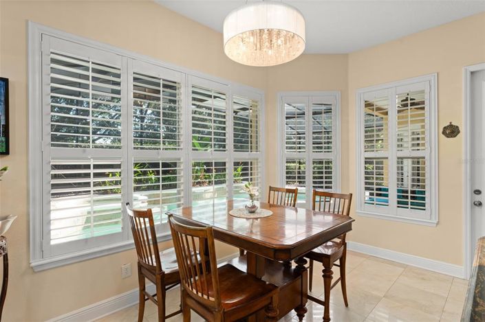 Image No.29-7 Bed Property for sale