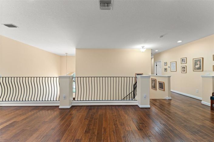 Image No.39-7 Bed Property for sale