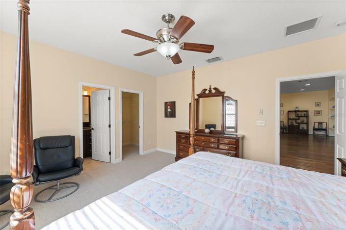 Image No.48-7 Bed Property for sale