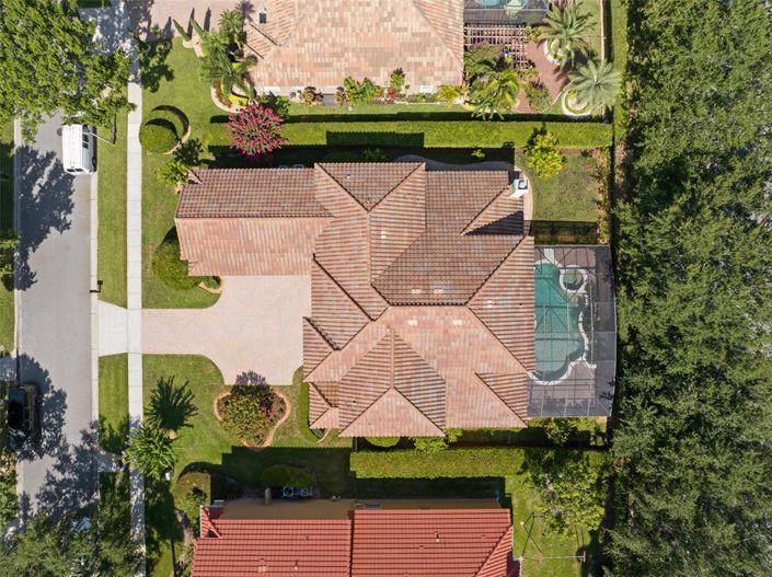 Image No.5-7 Bed Property for sale