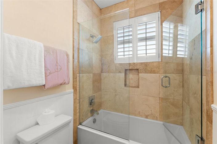 Image No.55-7 Bed Property for sale