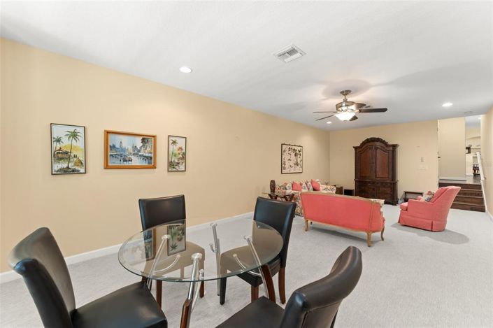 Image No.57-7 Bed Property for sale