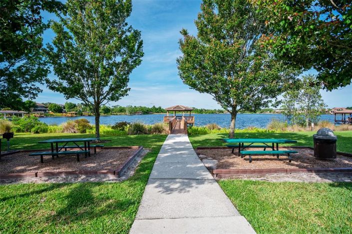 Image No.68-7 Bed Property for sale