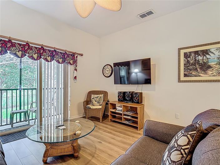 Image No.15-3 Bed Property for sale