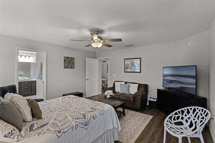 Image No.21-4 Bed Property for sale