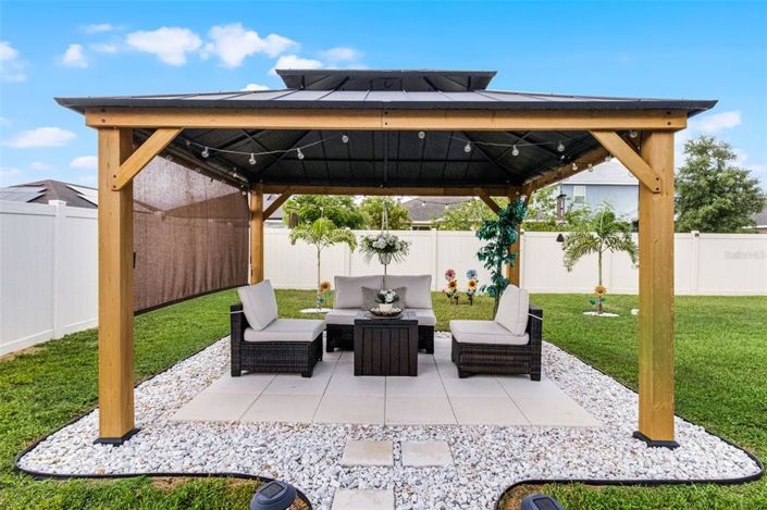 Image No.9-4 Bed Property for sale