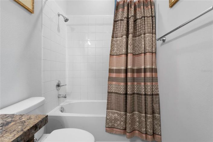 Image No.21-5 Bed Property for sale