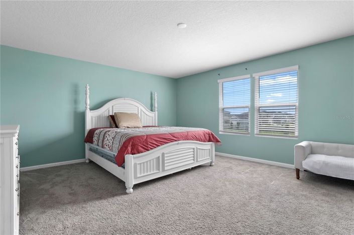 Image No.28-5 Bed Property for sale