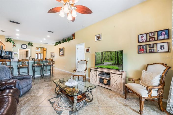 Image No.8-Propriété de 3 chambres à vendre à Kissimmee