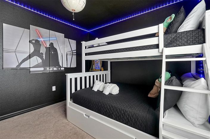 Image No.22-5 Bed Townhouse for sale