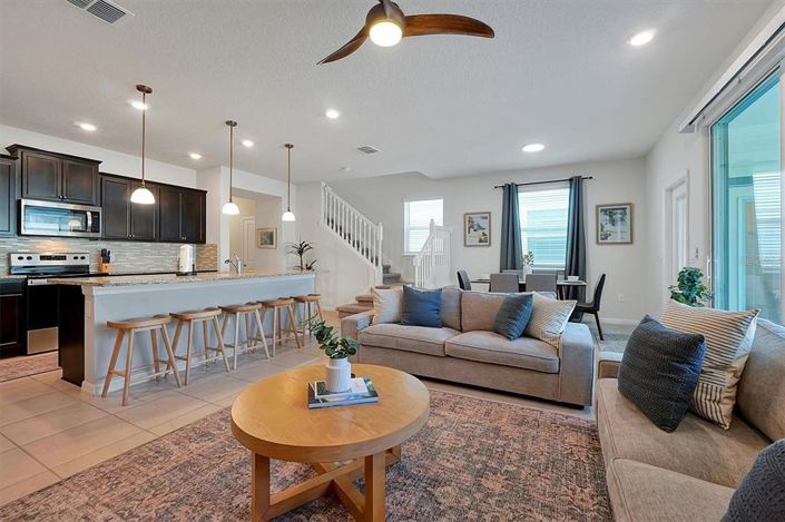 Image No.6-5 Bed Townhouse for sale