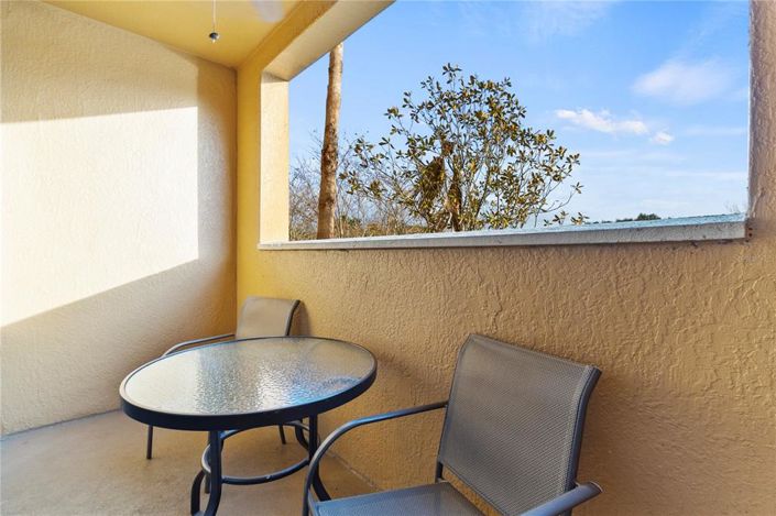 Image No.18-2 Bed Property for sale