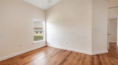 3854745b