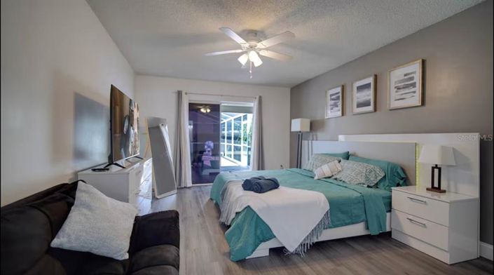 Image No.12-4 Bed Property for sale