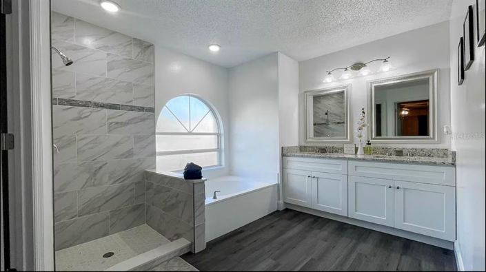 Image No.14-4 Bed Property for sale